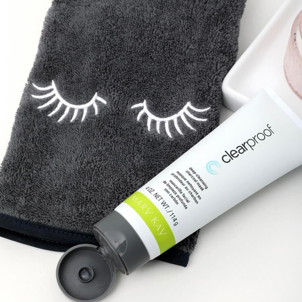 Mary Kay Deep-cleansing charcoal mask